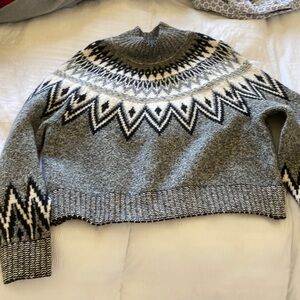Old navy sweater